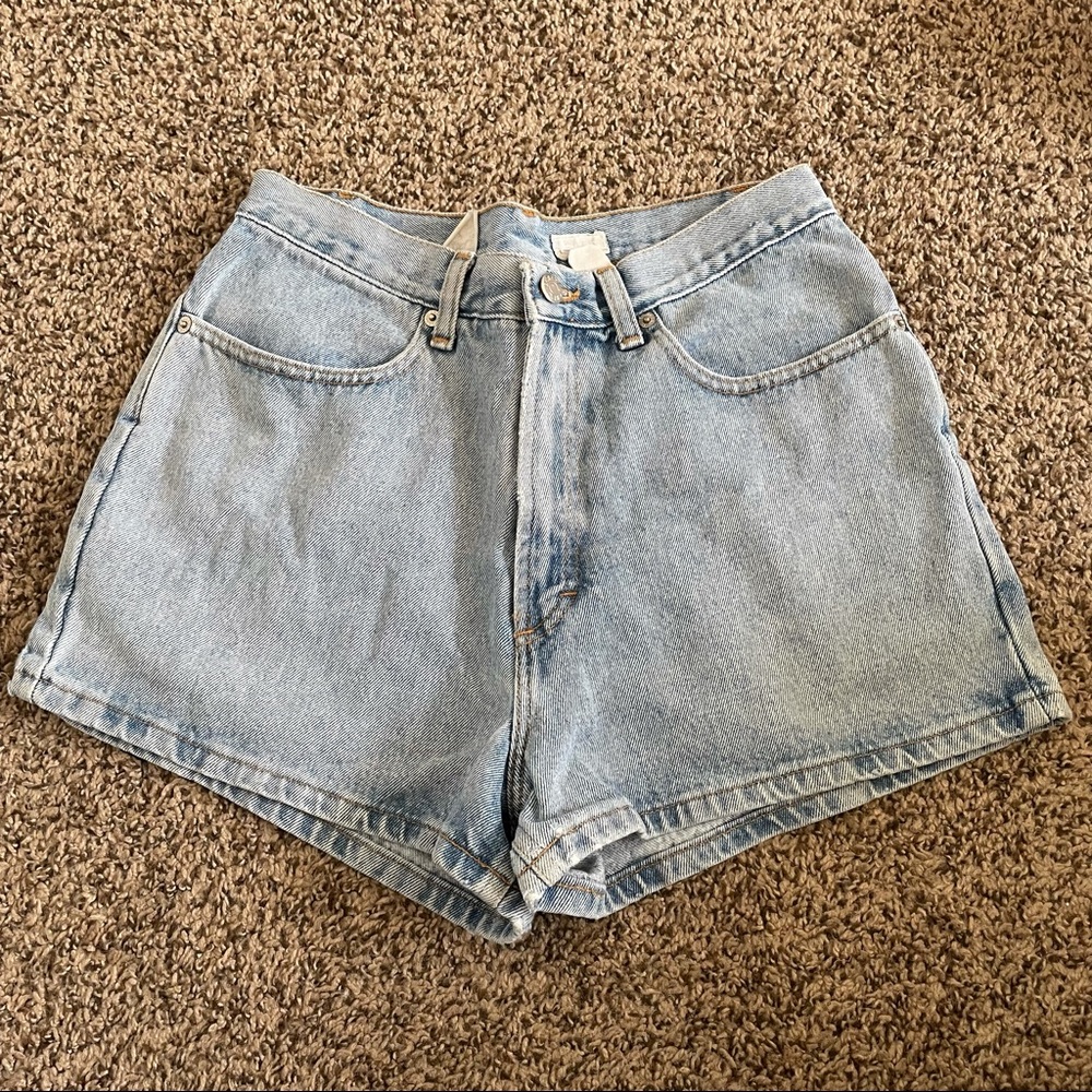 Light Wash Daisy Dukes